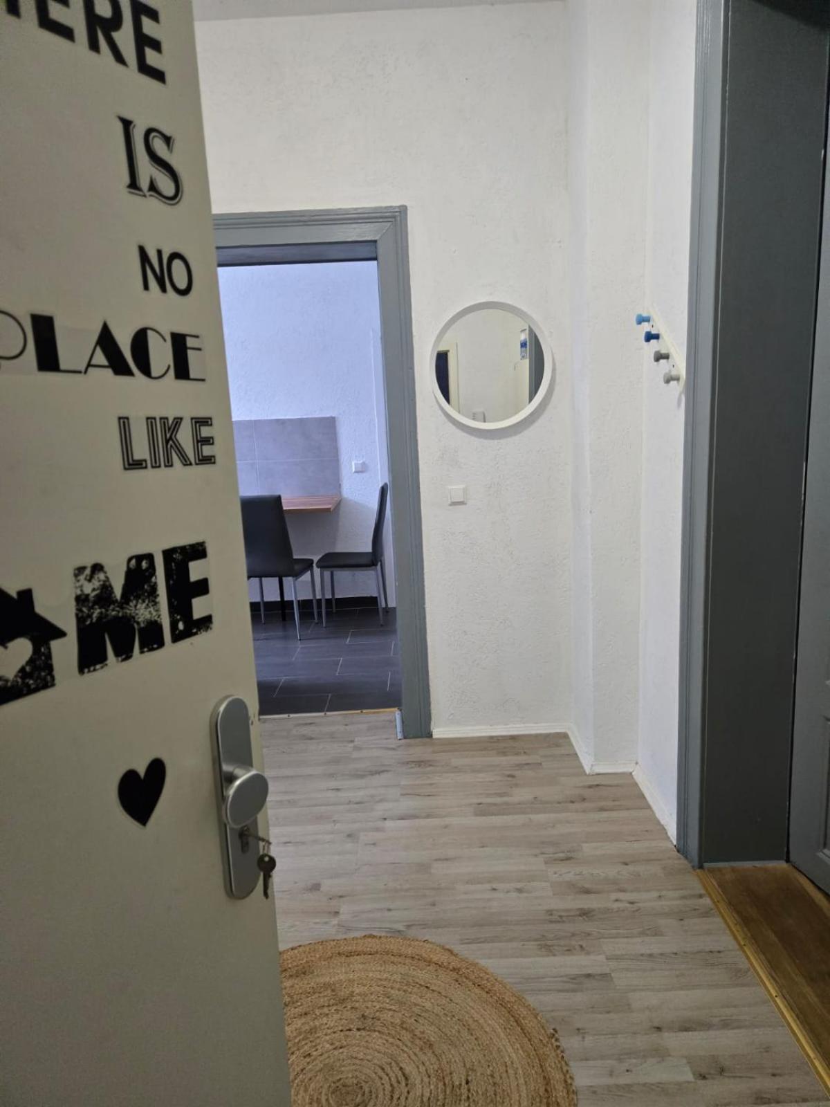 Ferienwohnung Am Bahnhof ベルンブルク エクステリア 写真